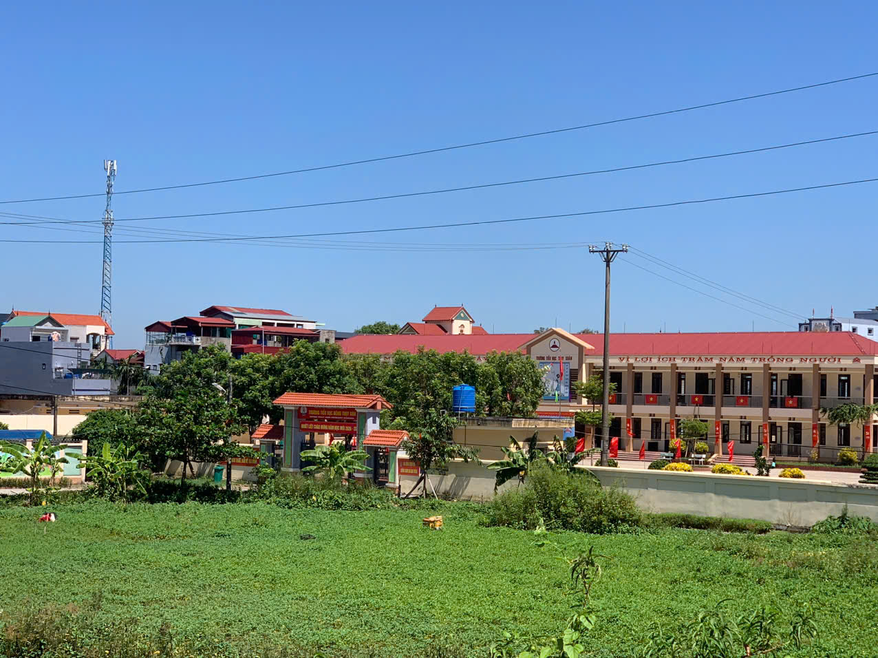 HỒ SƠ THIẾT KẾ MẪU NHÀ Ở ĐIỂN HÌNH CHO HỘ NGHÈO HỘ CẬN NGHÈO VÀ HỘ CÓ HOÀN CẢNH KHÓ KHĂN TẠI KHU VỰC VEN BIẾN TRÊN ĐỊA BÀN TỈNH HUNG YÊN MẪU: GIA ĐÌNH SỐ 02