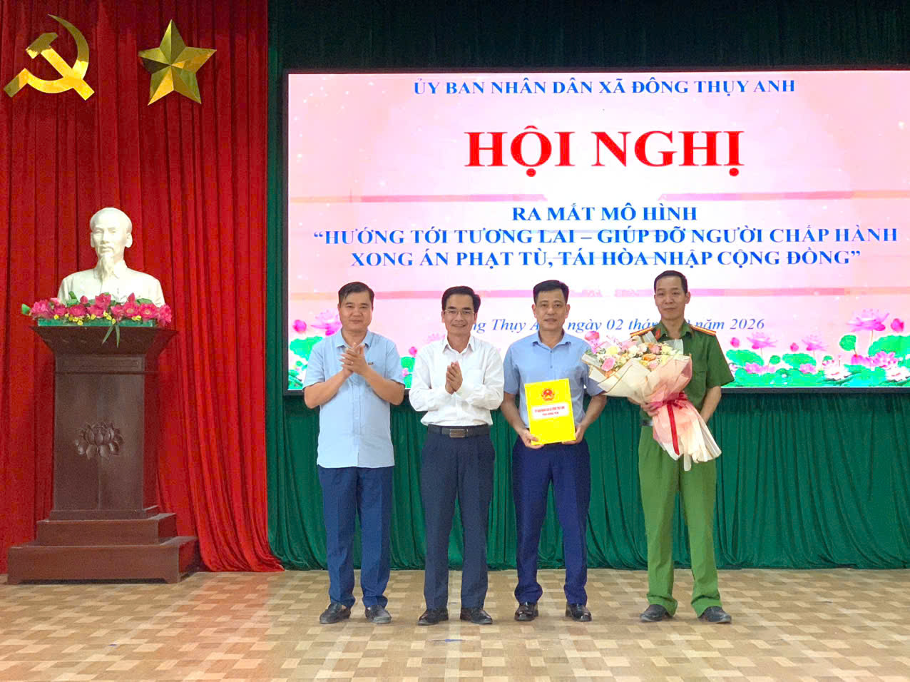 UBND XÃ ĐÔNG THUỴ ANH RA MẮT MÔ HÌNH “HƯỚNG TỚI TƯƠNG LAI - GIÚP ĐỠ NGƯỜI CHẤP HÀNH XONG ÁN PHẠT TÙ, TÁI HOÀ NHẬP CỘNG ĐỒNG”