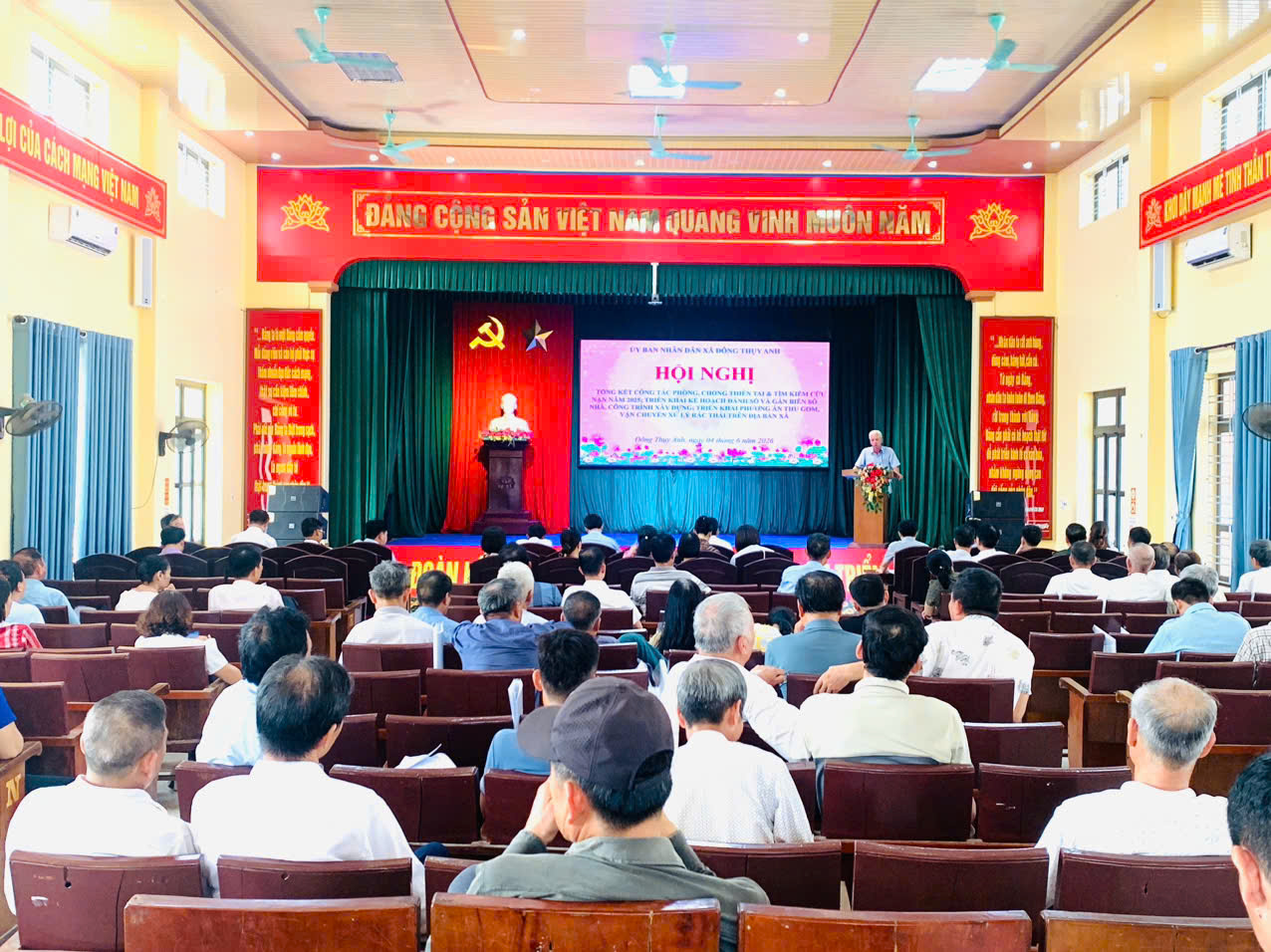 XÃ ĐÔNG THUỴ ANH TỔNG KẾT CÔNG TÁC PHÒNG CHỐNG THIÊN TAI VÀ TÌM KIẾM CỨU NẠN NĂM 2025, TRIỂN KHAI KẾ HOẠCH ĐÁNH SỐ VÀ GẮN BIỂN SỐ NHÀ, CÔNG TRÌNH XÂY DỰNG, PHƯƠNG ÁN THU GOM, VẬN CHUYỂN XỬ LÝ RÁC THẢI.