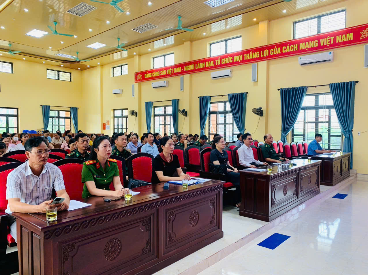 HỘI PHỤ NỮ XÃ ĐÔNG THUỴ ANH KÝ KẾT CHƯƠNG TRÌNH “ĐỒNG HÀNH CÙNG PHỤ NỮ BIÊN CƯƠNG” GIAI ĐOẠN 2026 – 2030 VÀ RA MẮT MÔ HÌNH “GIA ĐÌNH SỐ”, TUYÊN TRUYỀN BẢO VỆ TRẺ EM TRÊN KHÔNG GIAN MẠNG, AN TOÀN GIAO THÔNG.